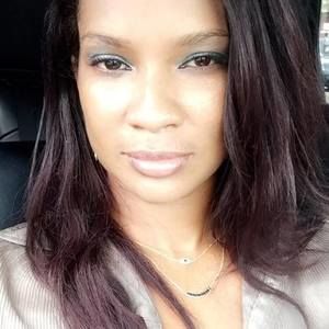 Meet your Posher, Jenelle